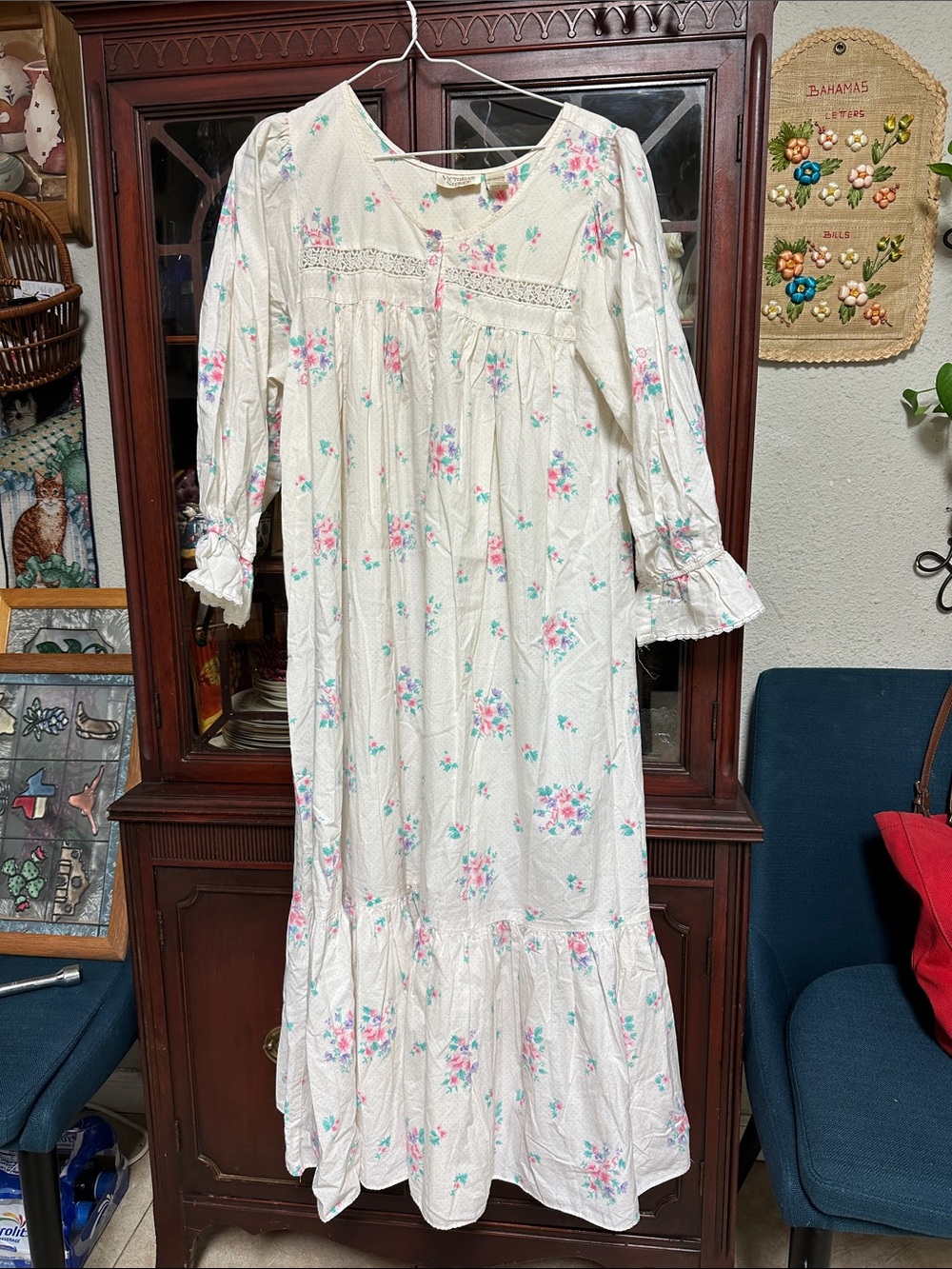 Victoria's Secret Cream Floral Long Sleeve Nightgown with Pink & Blue Flowers - Picture 2 of 7